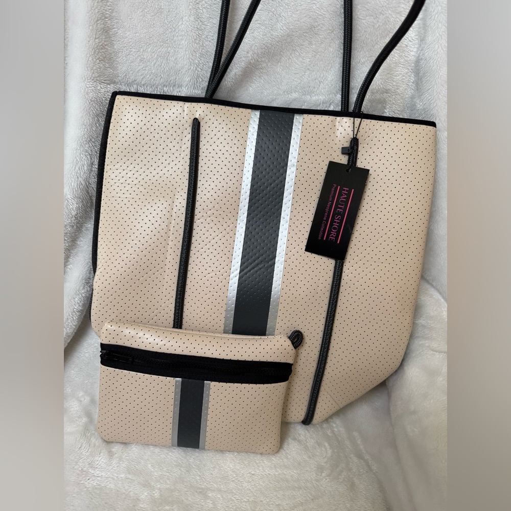 HAUTE SHORE Shoulder Bag & Pouch